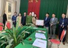 Đồng chí Bí thư Huyện ủy thăm, chúc Tết, tặng quà các đối tượng chính sách và mẹ Việt Nam Anh Hùng tại xã Nam Động    